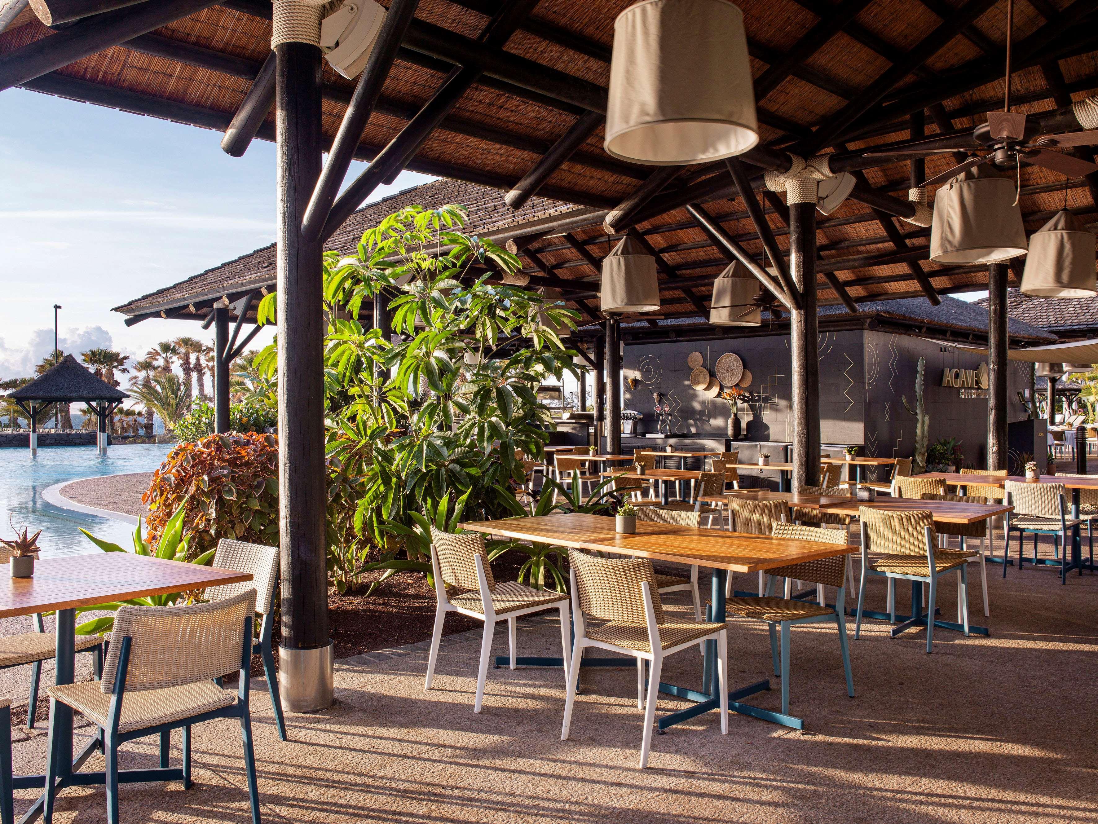 Gran Melia Palacio De Isora Resort & Spa Alcala  Exterior photo The restaurant at the hotel