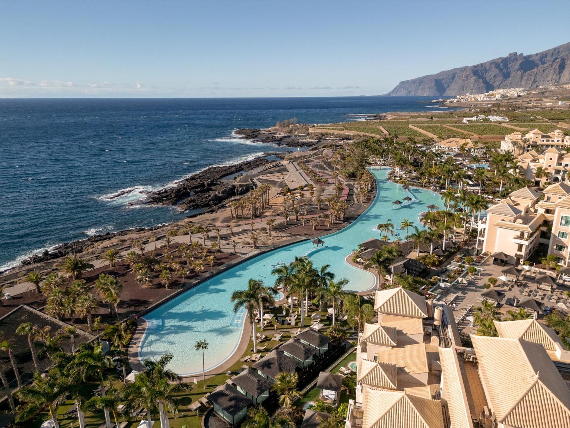 Gran Melia Palacio De Isora Resort & Spa Alcala  Exterior photo The resort's lagoon